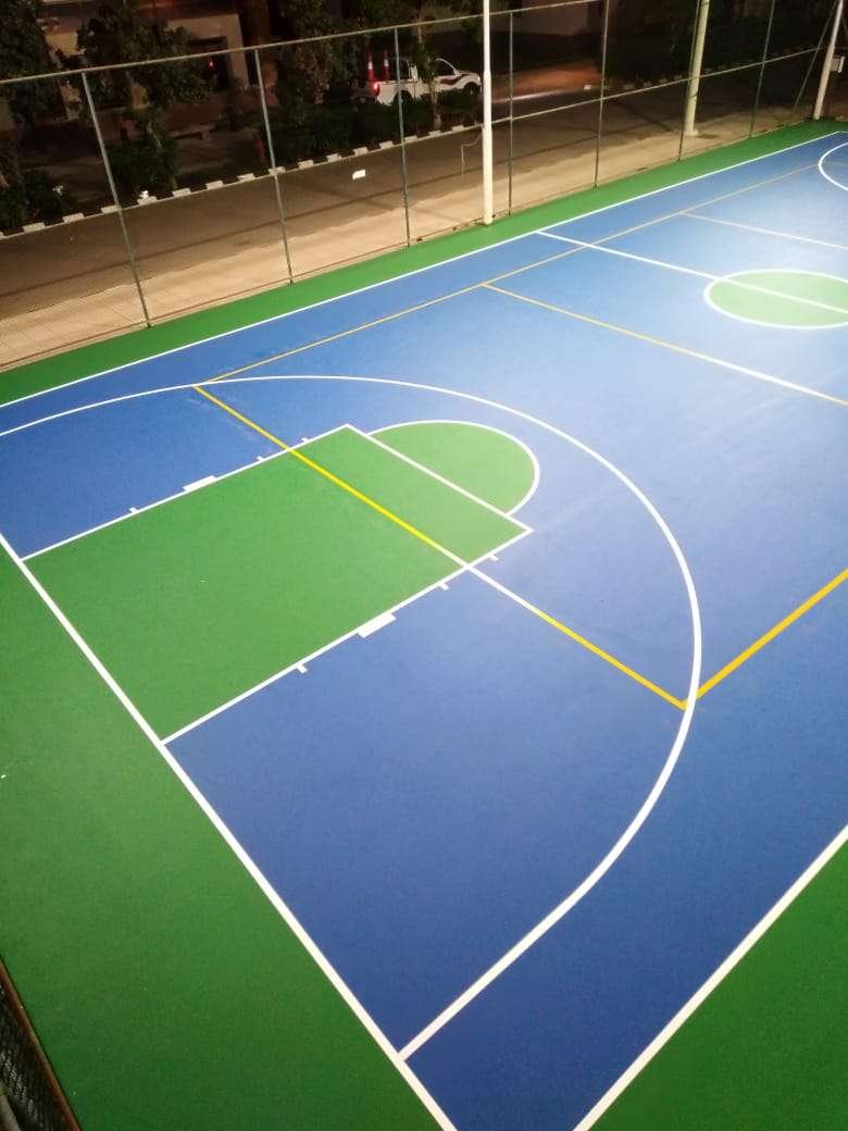 الملاعب متعددة الأغراض Multi Courts (سلة ، طائرة ، يد ، تنس)،