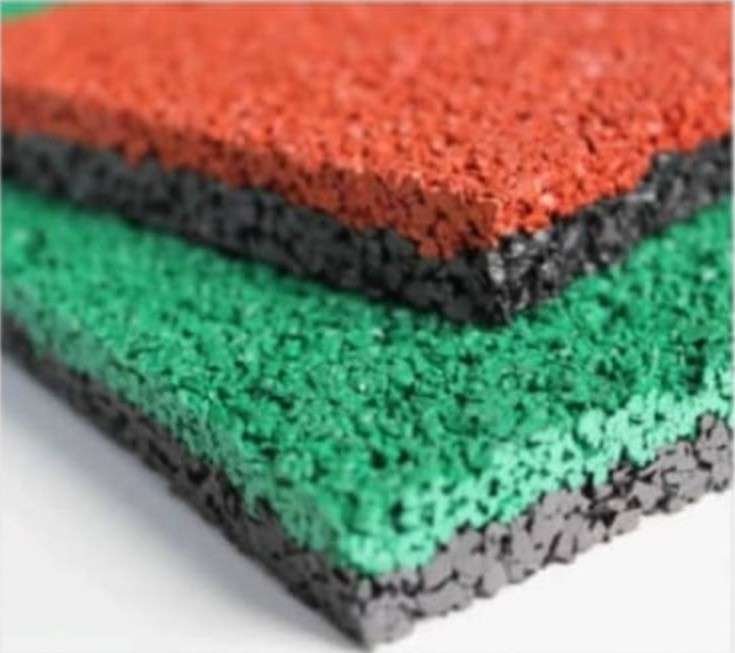 بلاط وأرضيات الصالات الرياضية