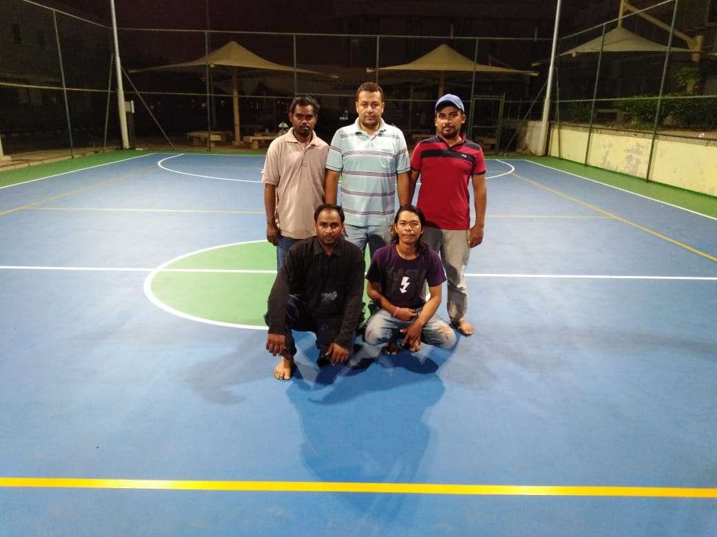 الملاعب متعددة الأغراض Multi Courts (سلة ، طائرة ، يد ، تنس)،